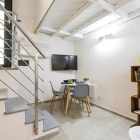 Casera Loft, Historic Courtyard In Navigli-3